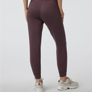 Vuori Performance Joggers